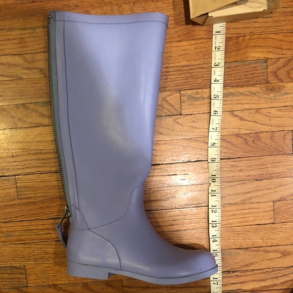 no basic rainboots! - Picture 4 of 5